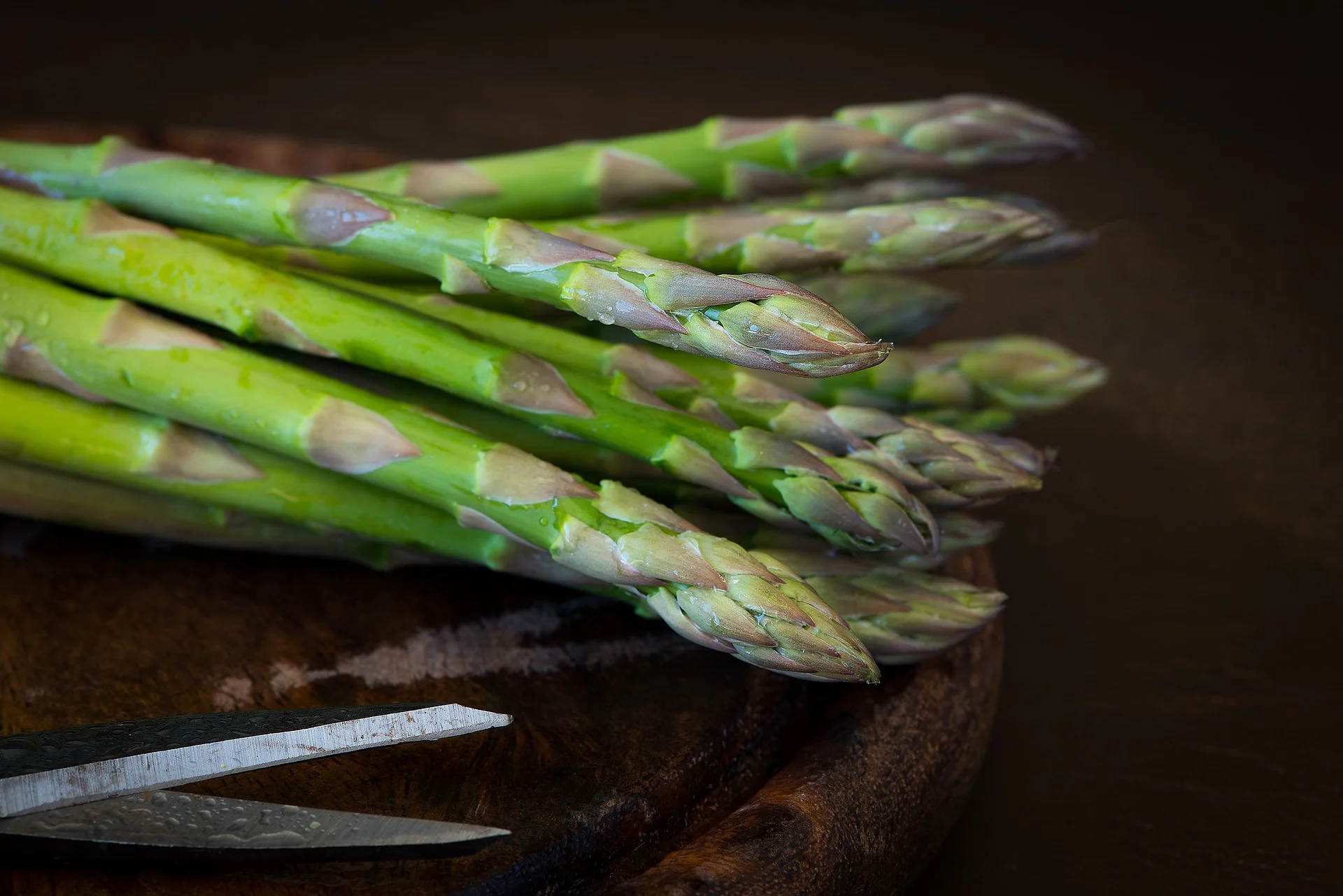 asparagus-2178164_1920-2.jpg