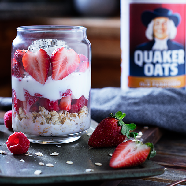 berry_overnight_oats_related.png
