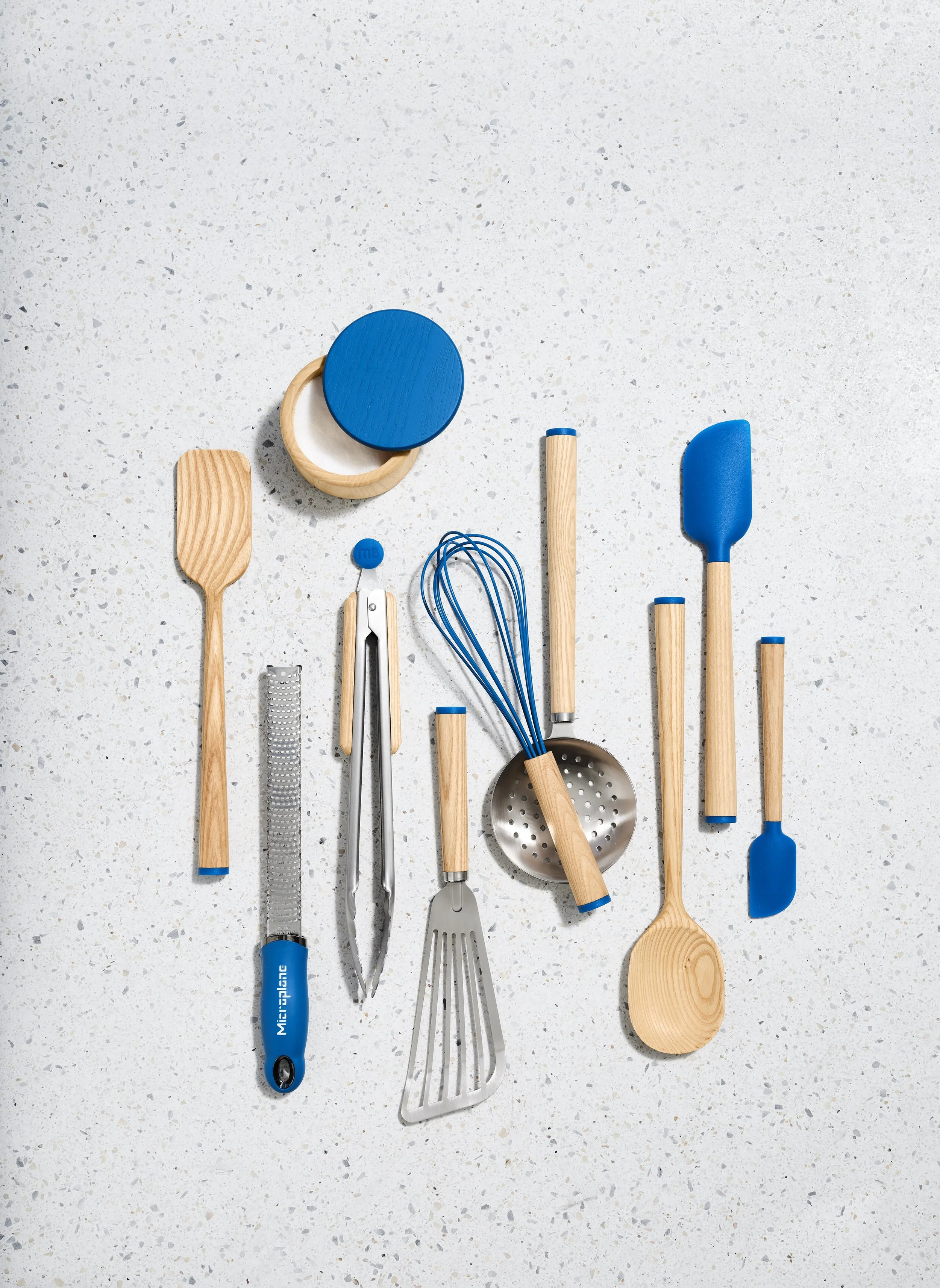 CB_SP23_MB_03_524_Hor&Vert_utensils_01.jpg