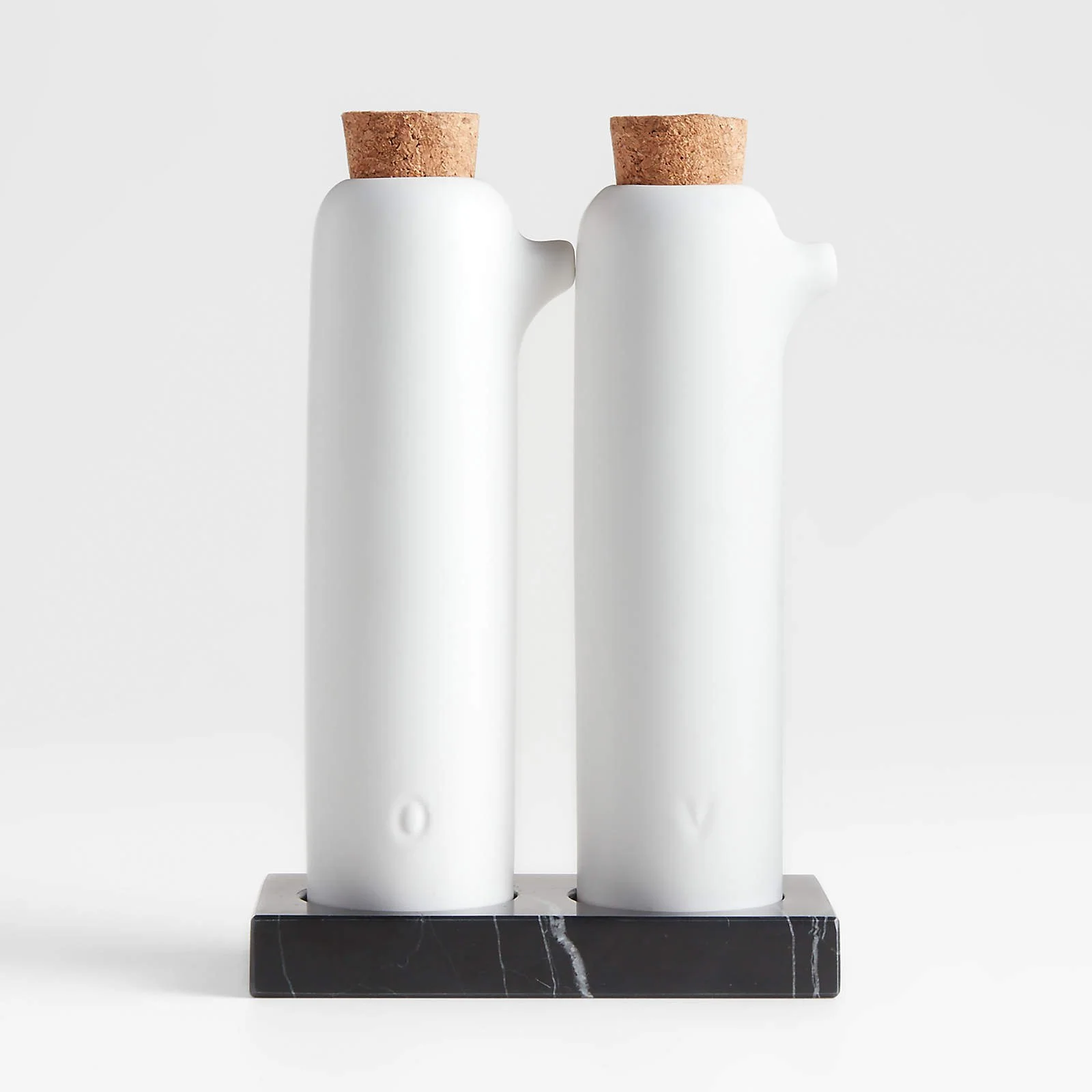 thero-oil-and-vinegar-cruet-set.jpeg