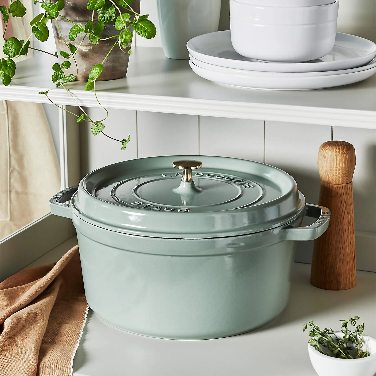 Staub5p5qRndEclyptAVSHS23_VND (1).jpg