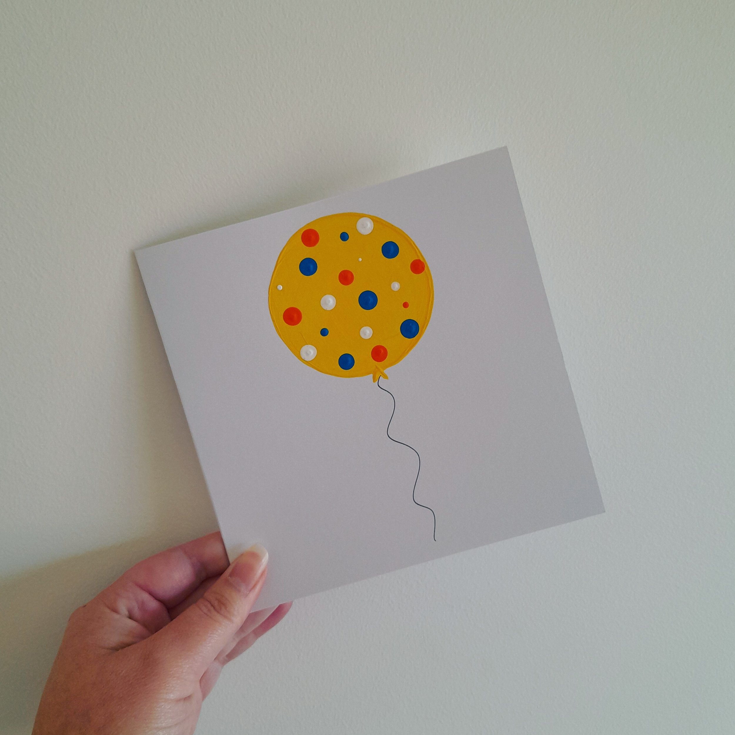 BALLOON CARD - YELLOW