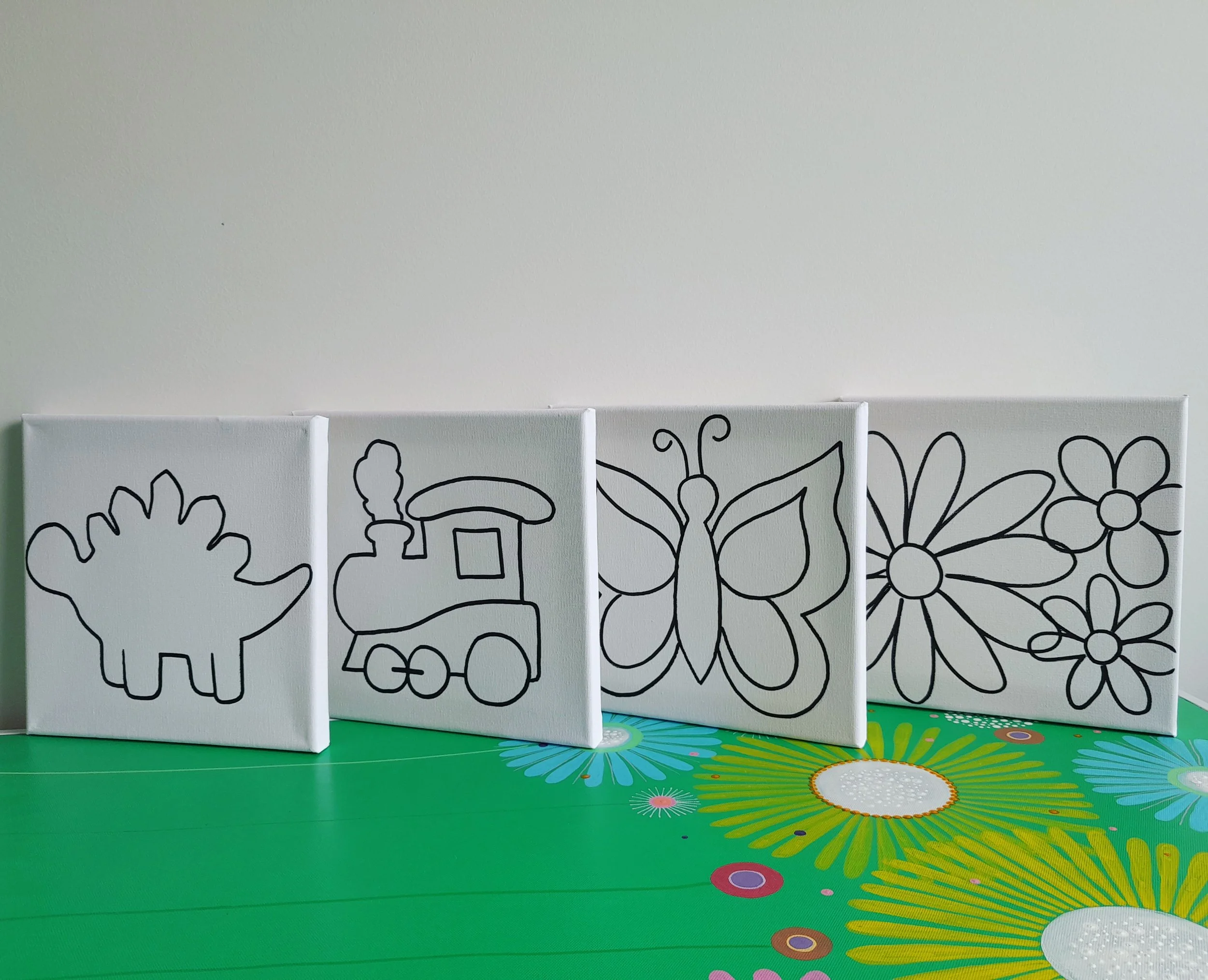 4 x LITTLE ARTIST PACKS