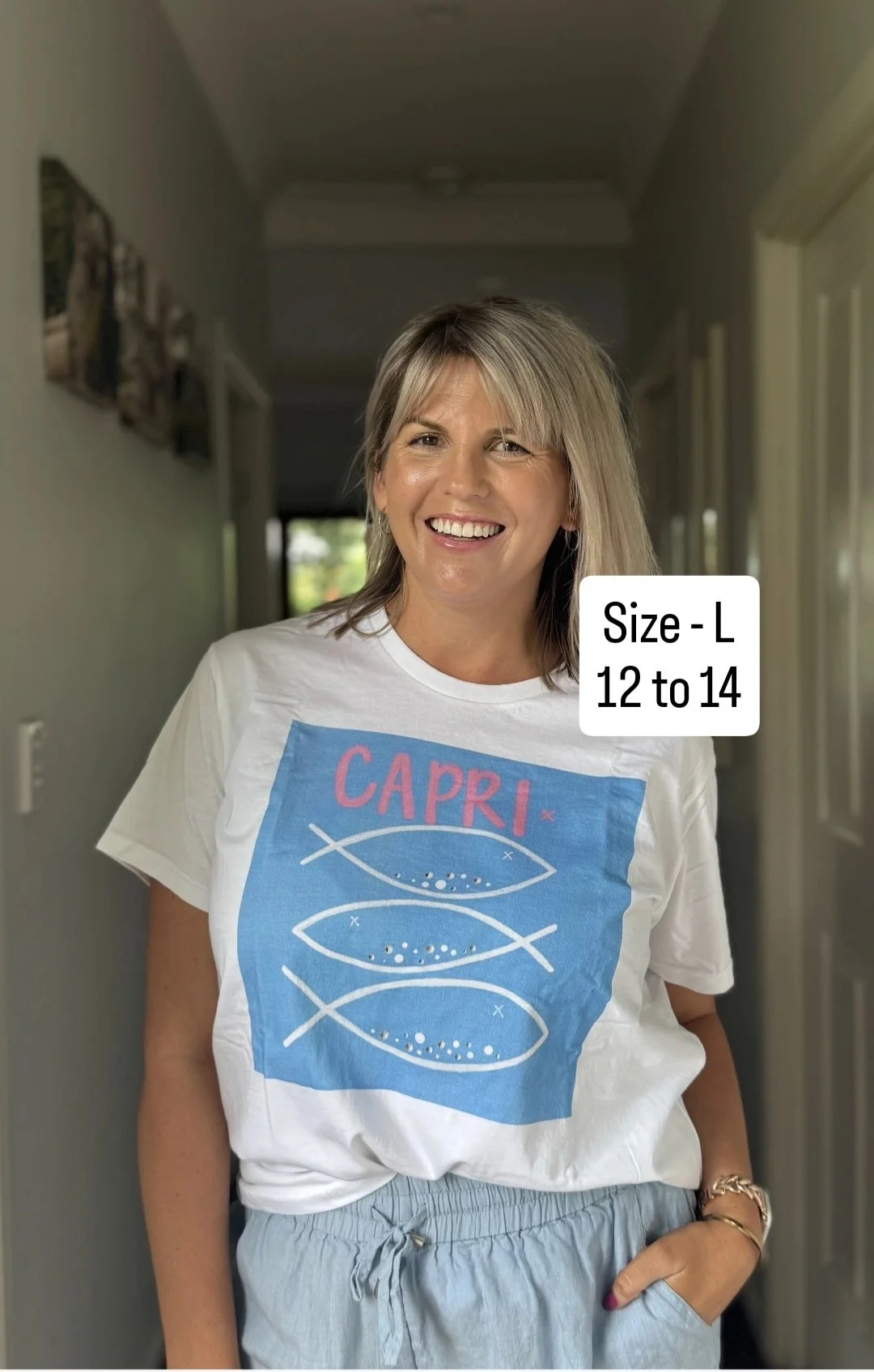 T-SHIRT - CAPRI (LARGE)