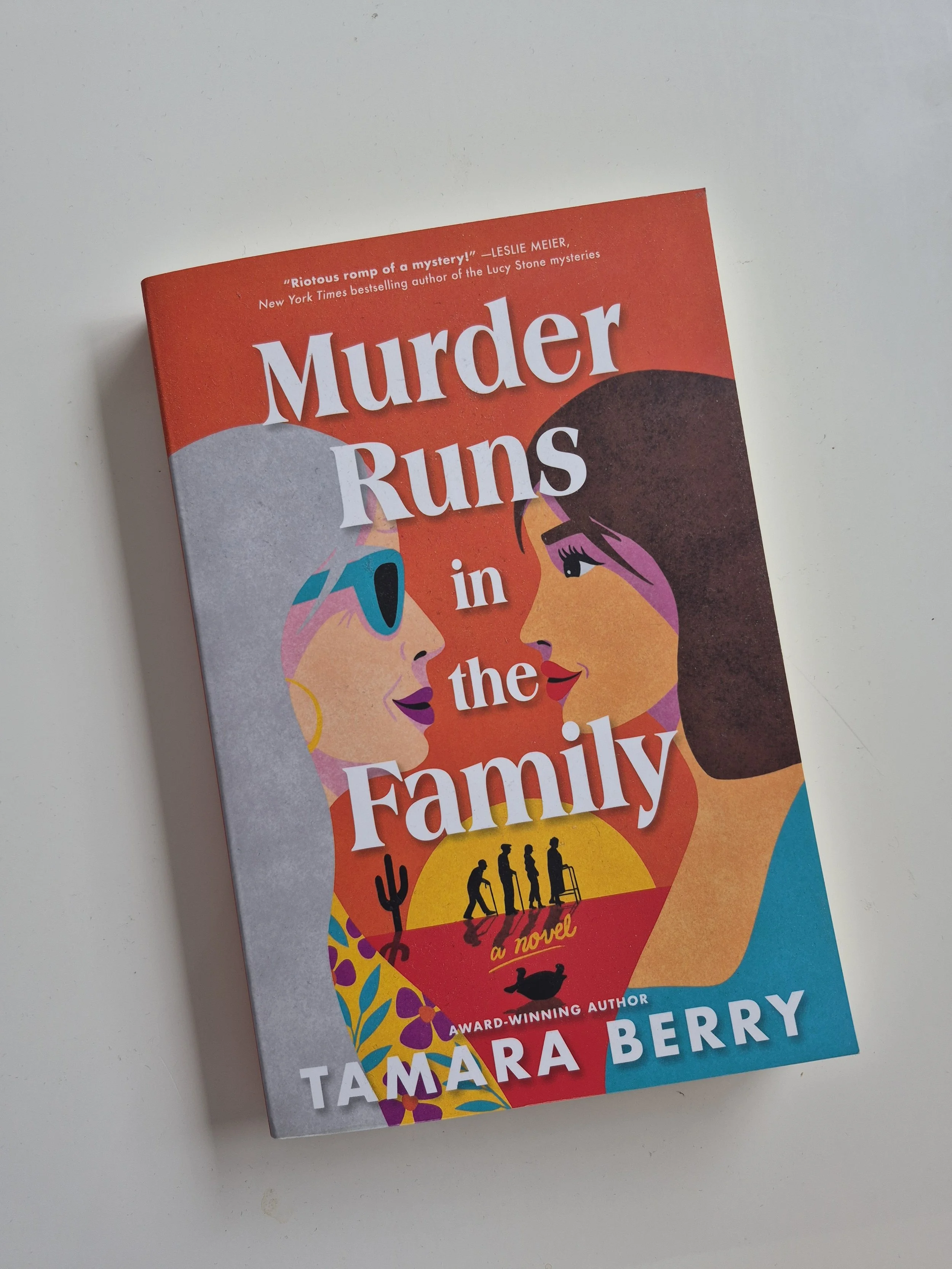 MURDER RUNS IN THE FAMILY - LIKE NEW