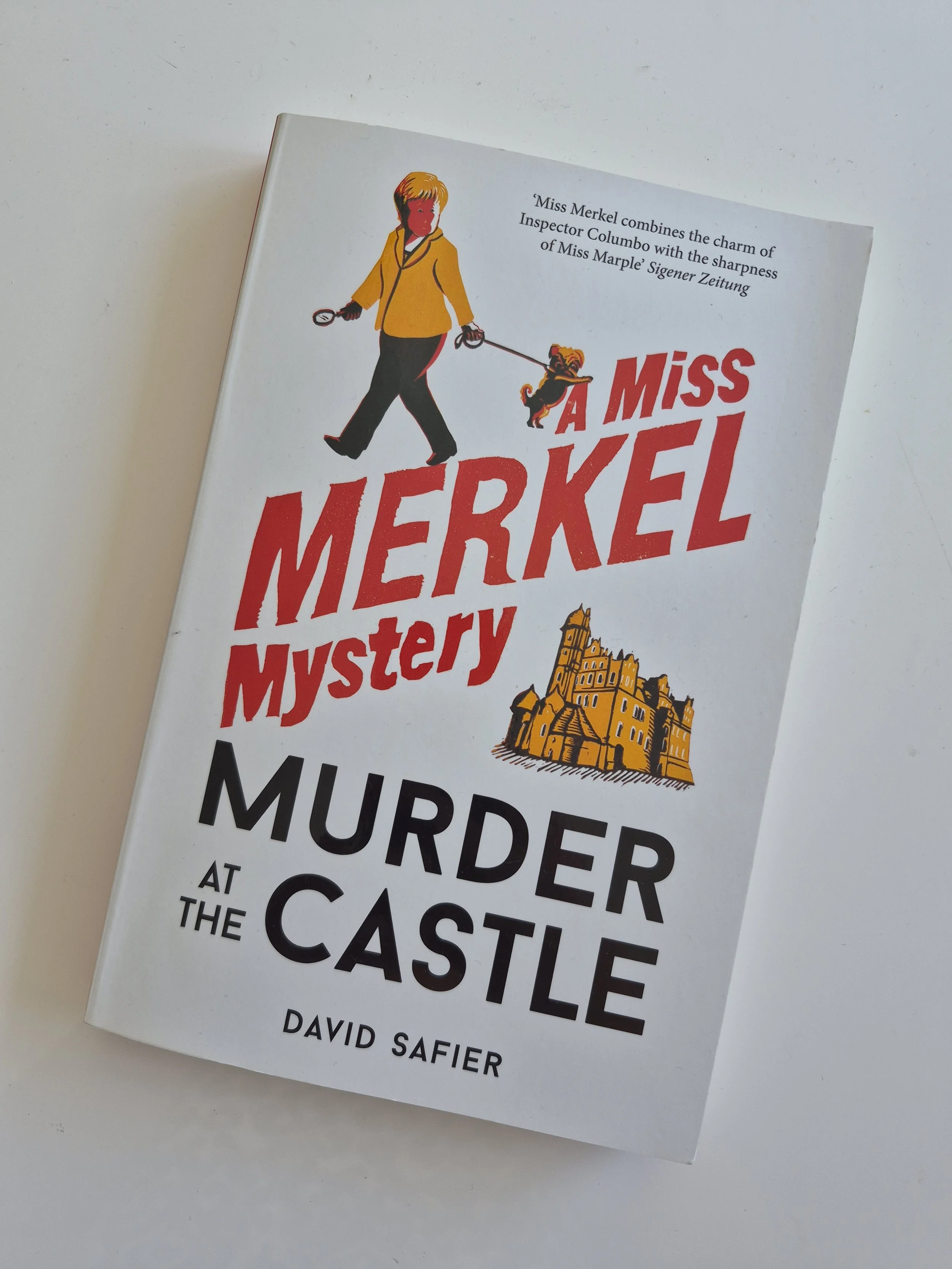MURDER AT THE CASTLE - LIKE NEW