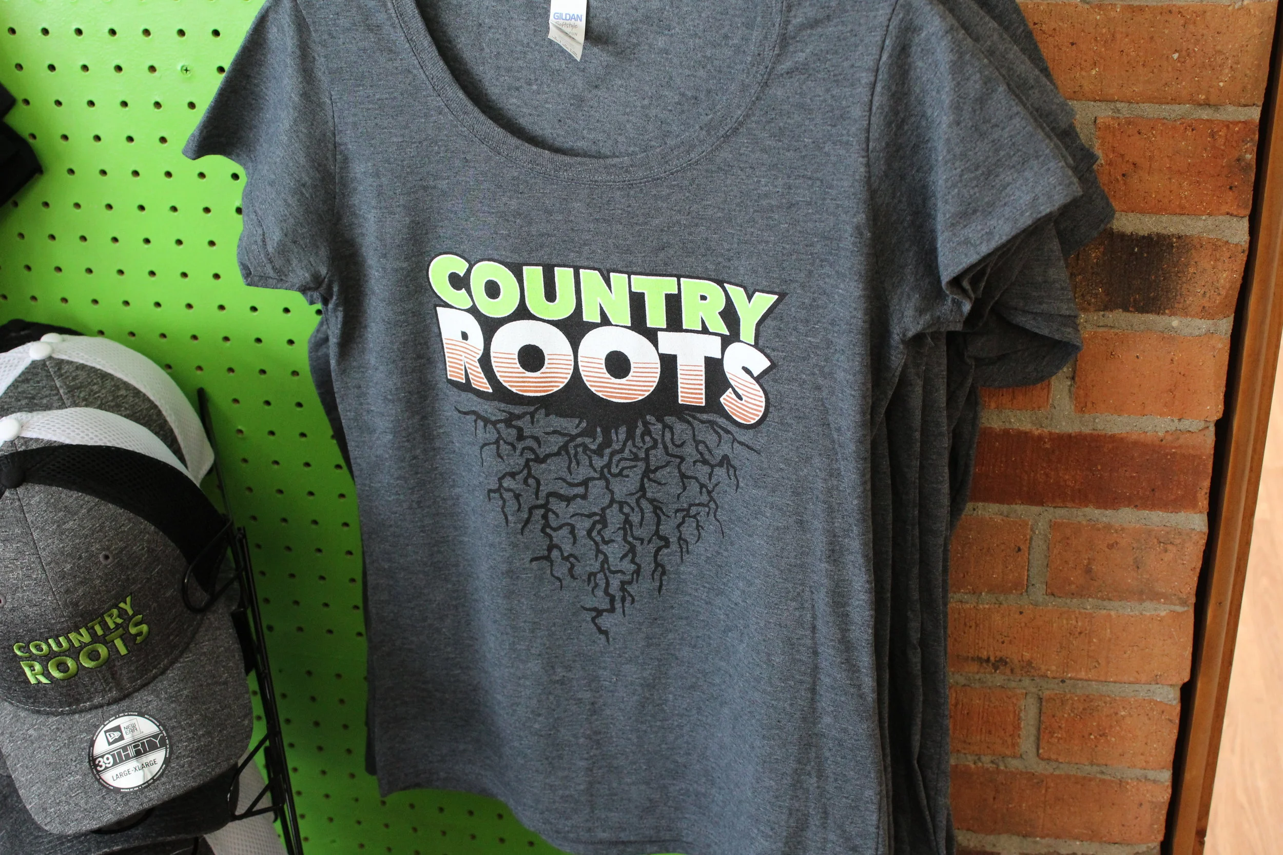 Country Roots Tee (Women)