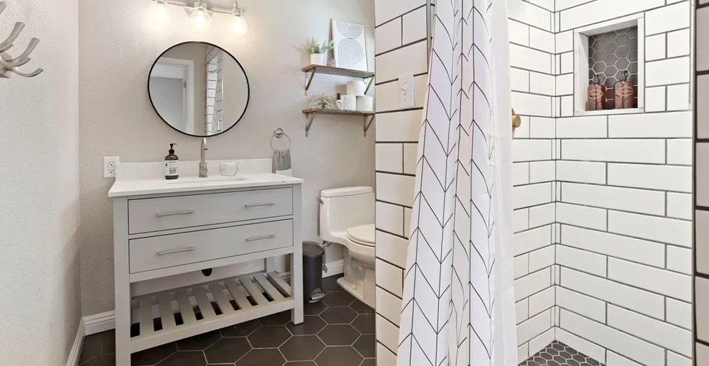 The Definitive Guide to Creating an Airbnb Bathroom — Alisha Arnold