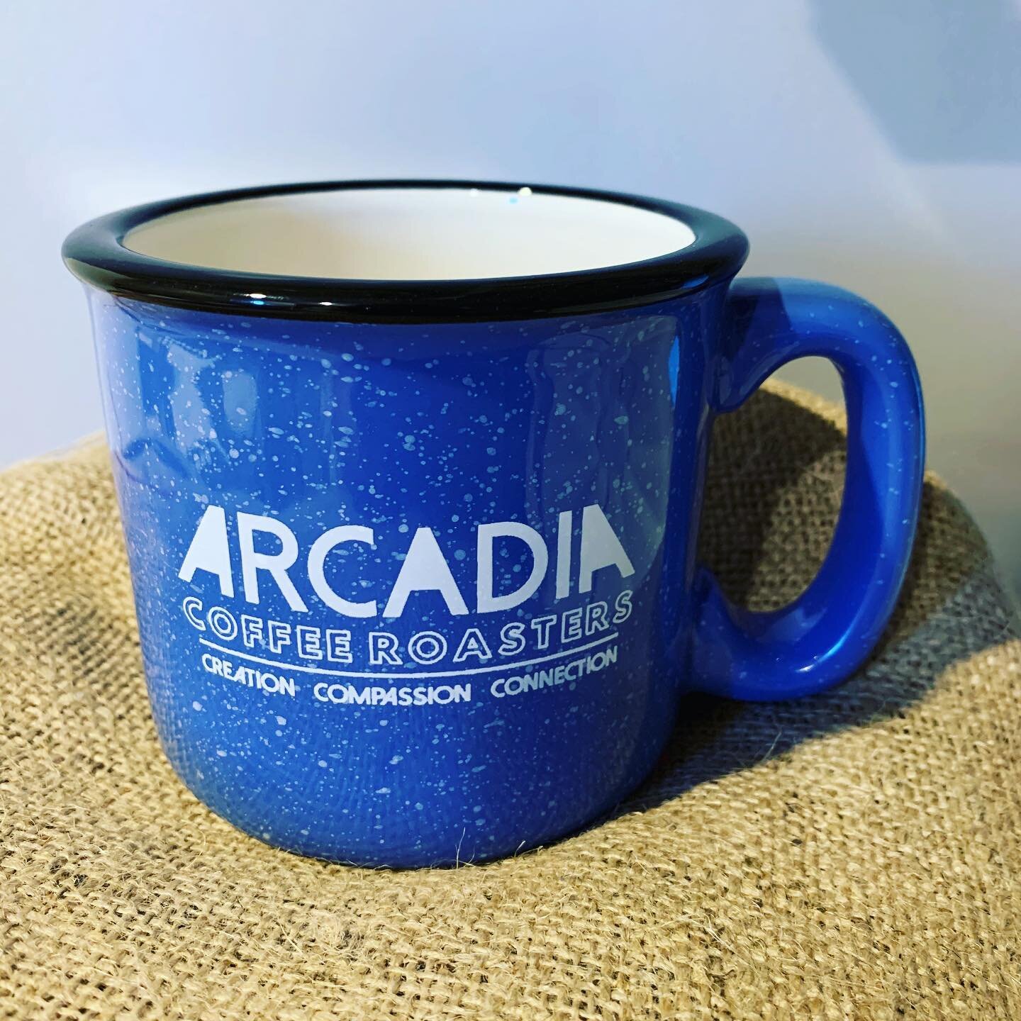 WE HAVE MUGS!!!

As a coffee roaster, we have felt kind of silly over the past 2 years for not having anything to put our coffee in.  However, after countless mornings of burning our tongues on coffee straight out of the pot, we now have beautiful ca