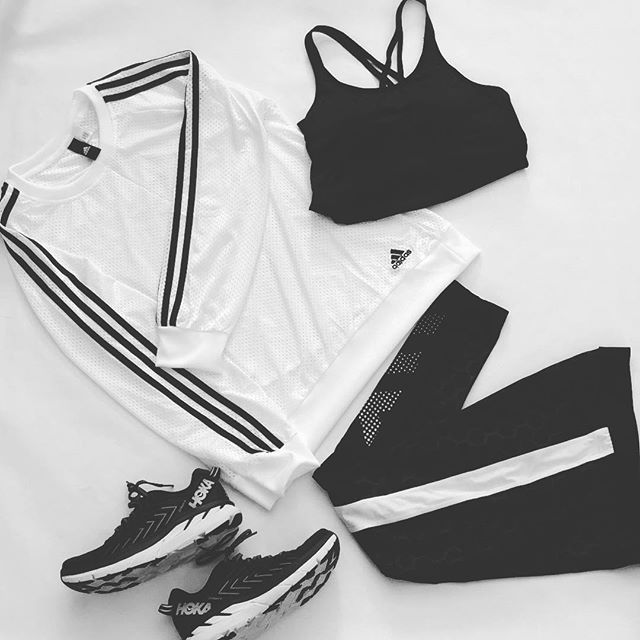 Crushing on the black and white, simple and stellar. The @shoperones 👍 the light and airy long sleeve mesh sweatshirt with hallmark stripes by @adidas, it puts the look over the top. #hokaoneone #reebok #fitspo #fitstagram #athleisure #workout #fash