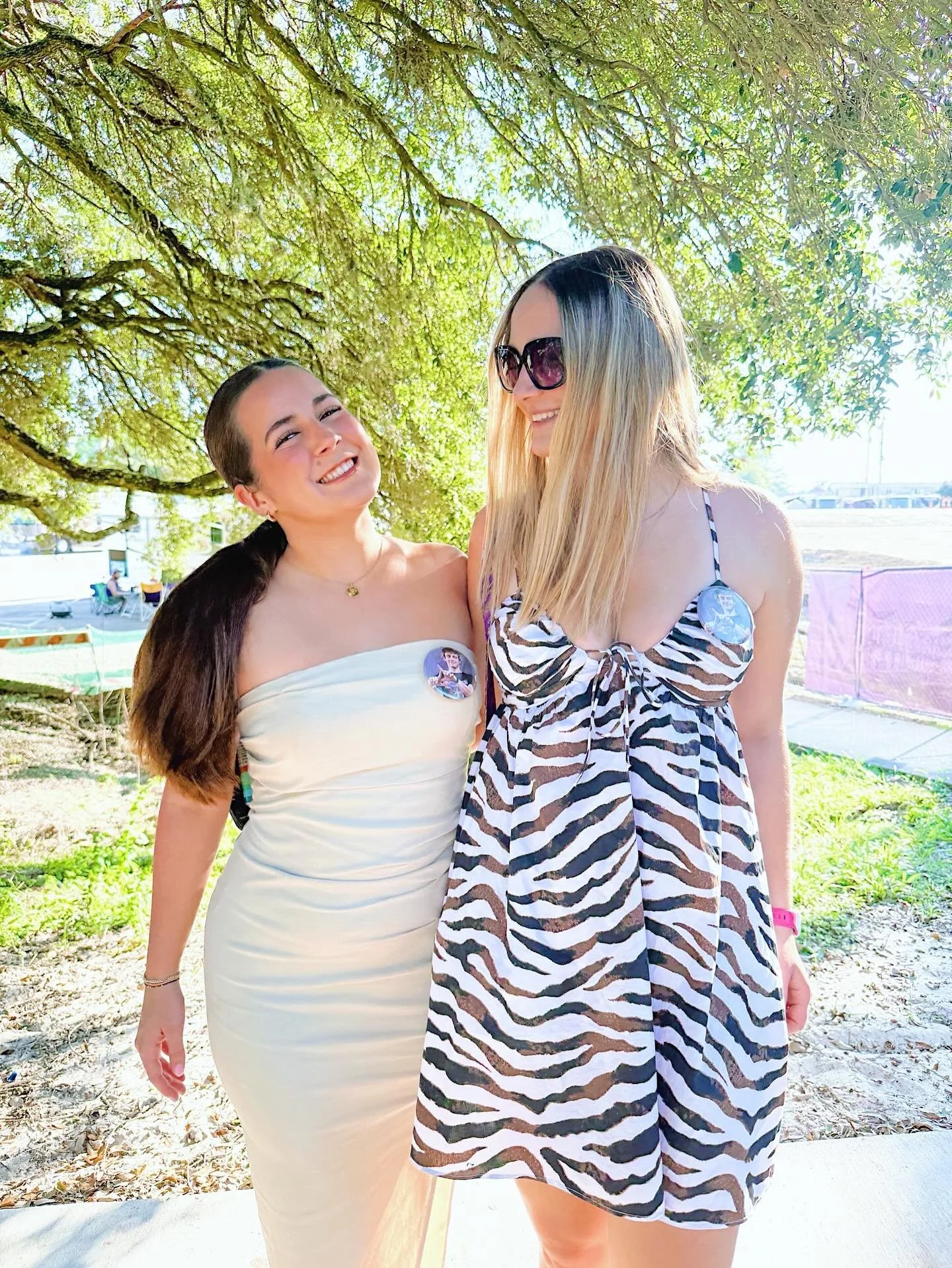 ANOTHER WIN FOR THE TIGERS🐅🤗

The best weekend watching our Tigers take home another W💫 and a big congratulations to our President, Alexis Harvey, for representing us on LSU&rsquo;s Homecoming Court!!!

#dz #lsudz #deltazeta #lsu