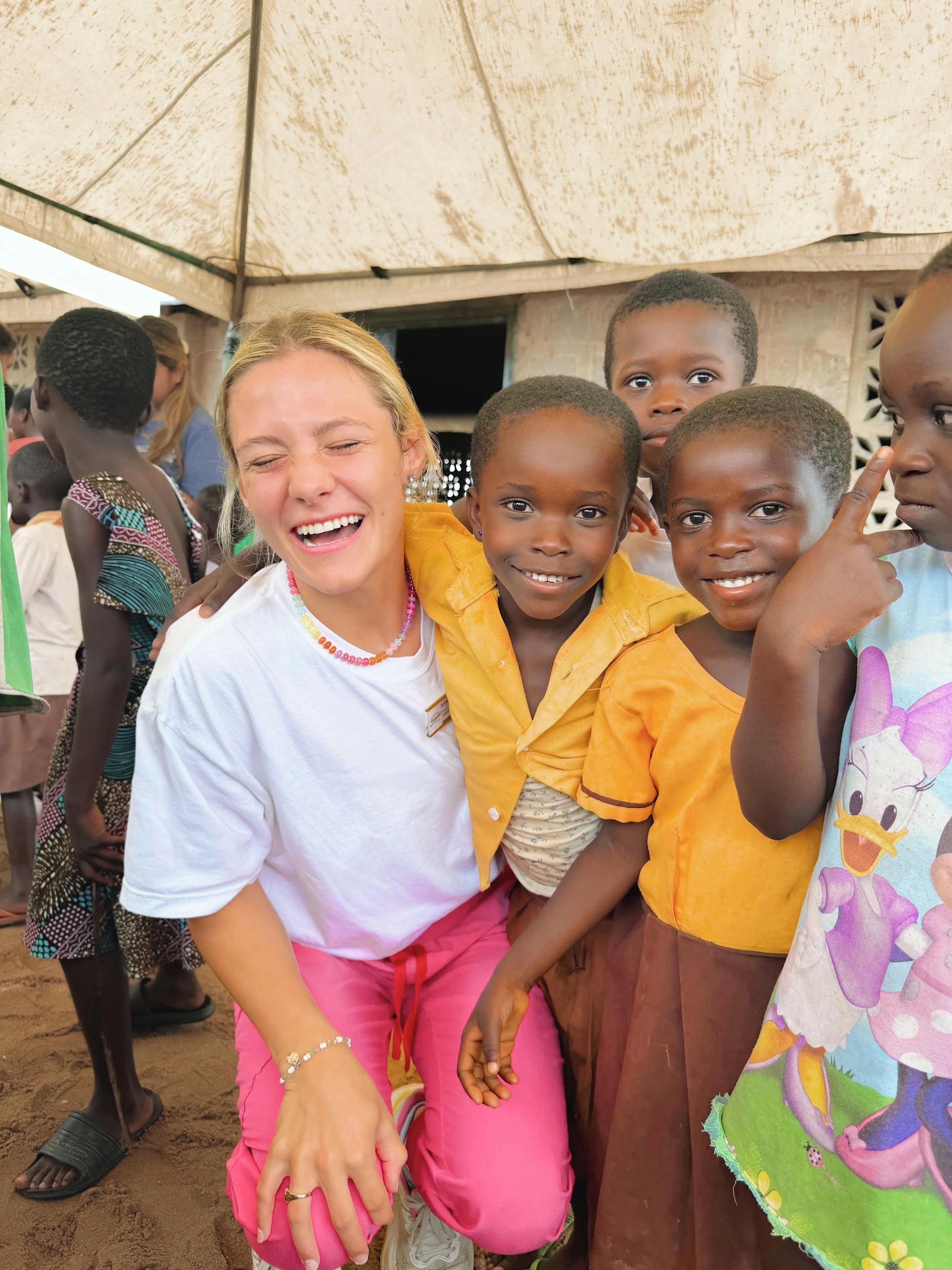 SERVING COMMUNITIES GLOBALLY 🌎✨

Delta Zeta is so proud of our sisters who have spent their summer serving communities around the world. We are incredibly proud of these women for their servants heart, dedication, and curiosity. We have loved follow