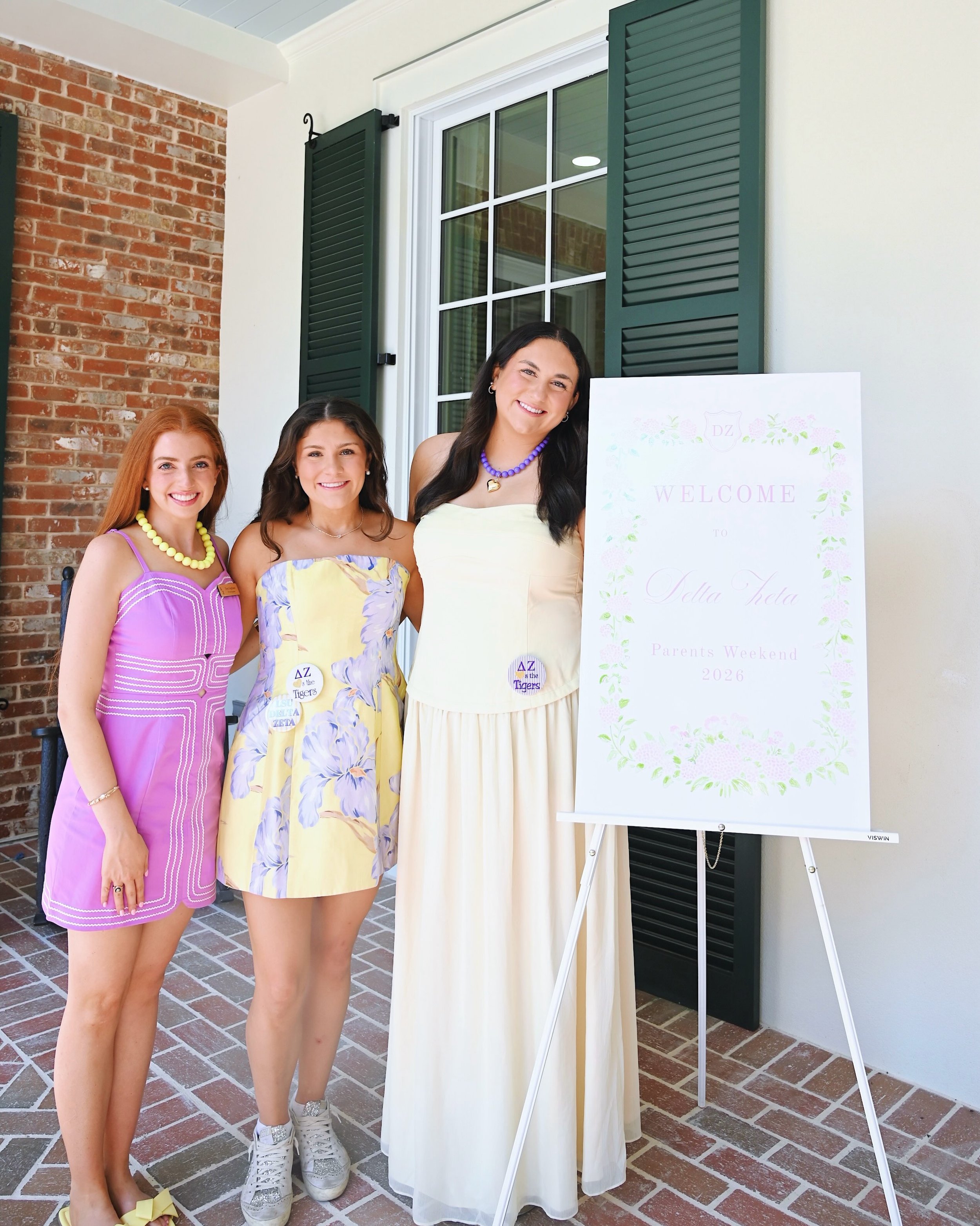 It takes the best to raise the best! We had so much fun at our family tailgate this past weekend with the people we love the most!🏈💜💛

#deltazeta #dz #DKZ #lsu #family