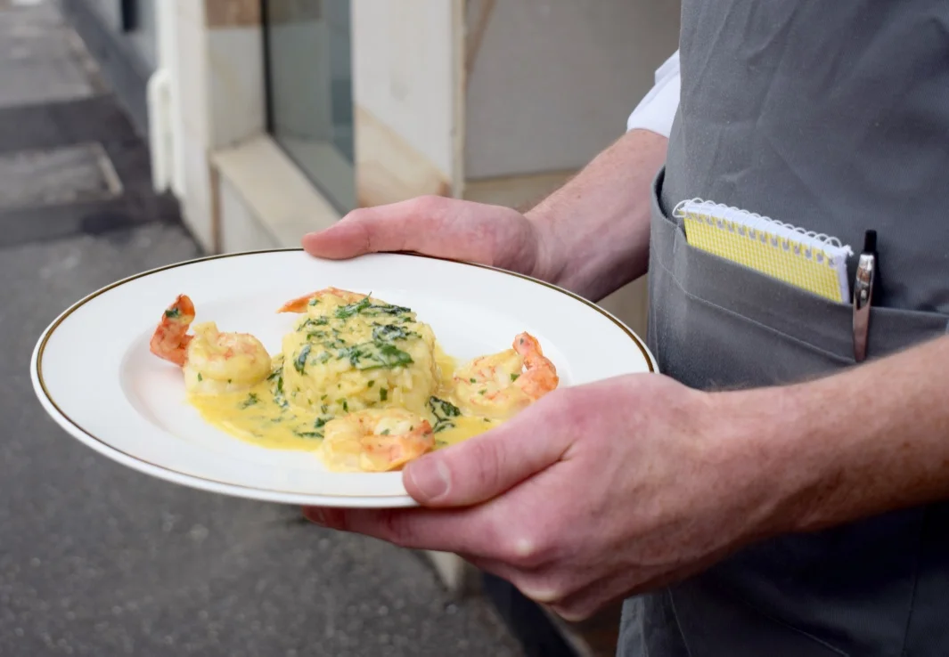 GARLIC PRAWNS