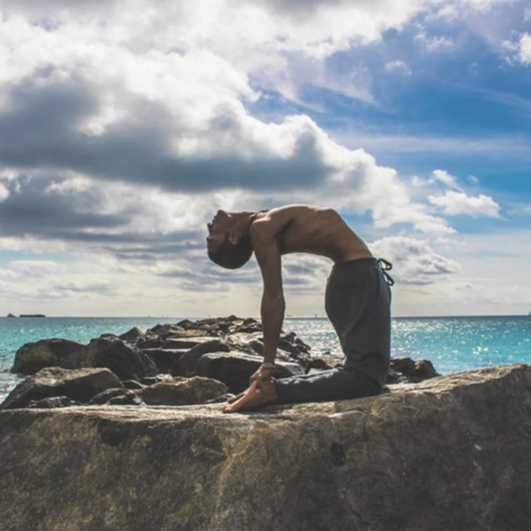 SKYLIGHT YOGA