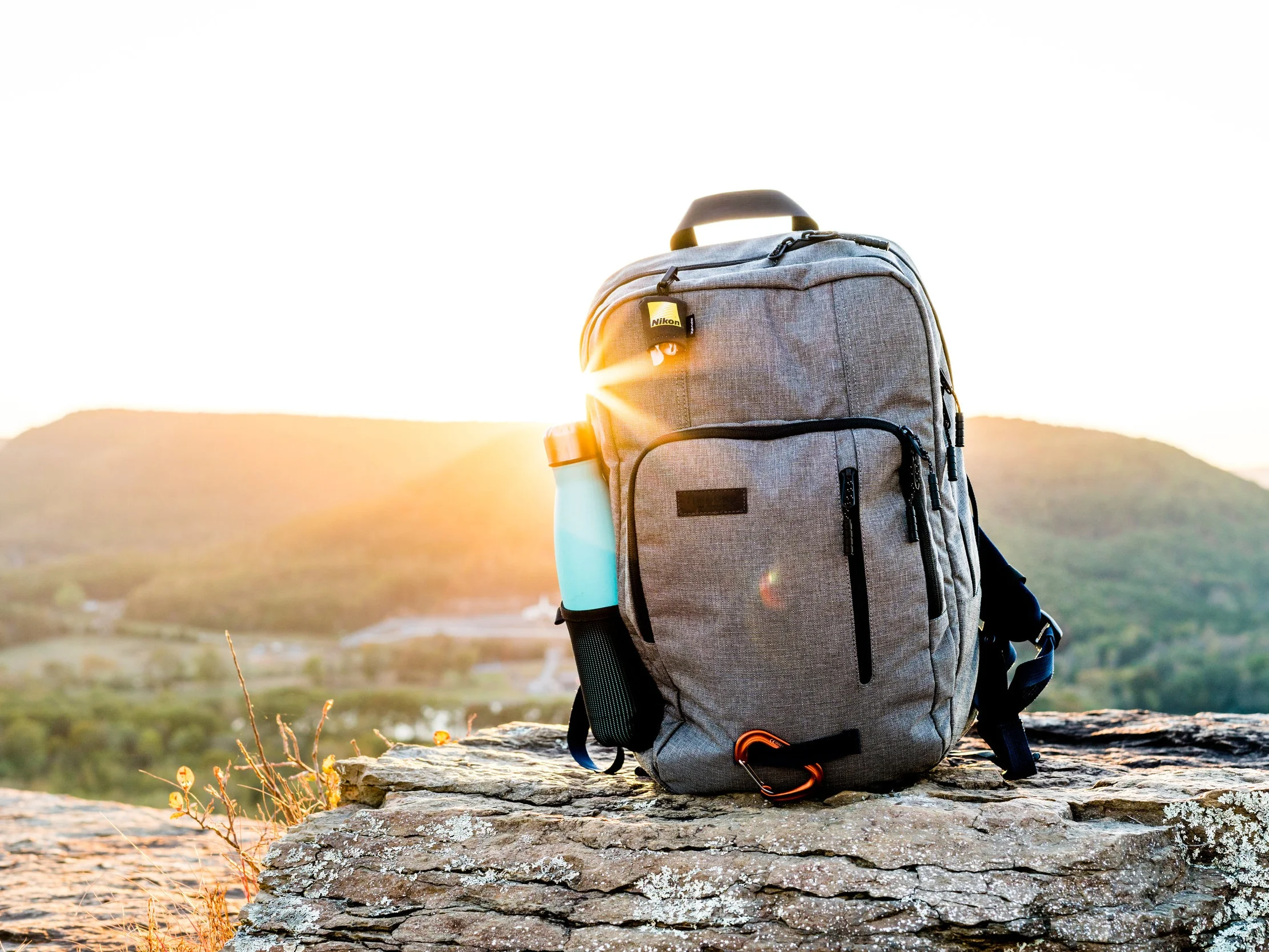 How To Travel With A Full-Time Job