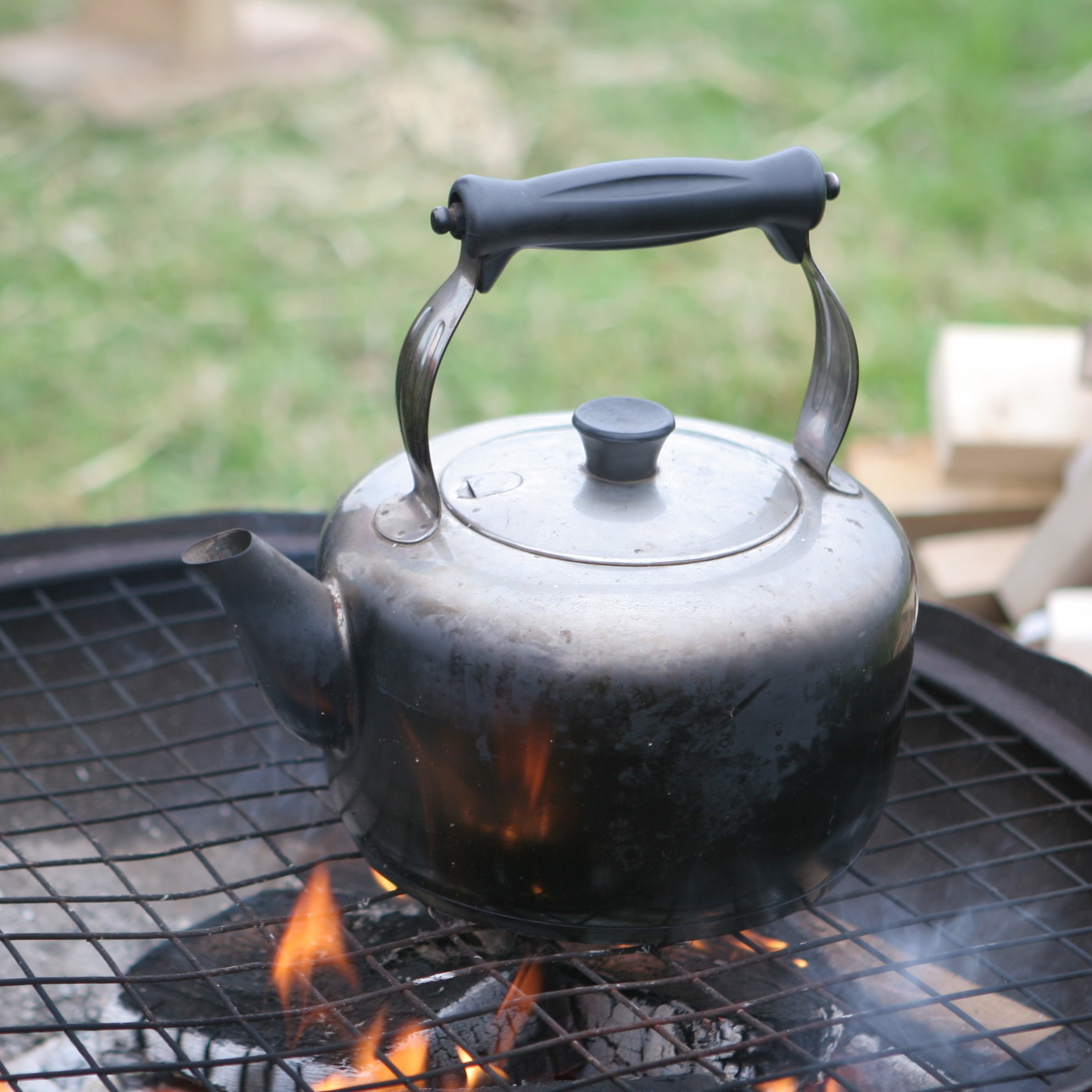 Brewing up on the firebowl.jpg