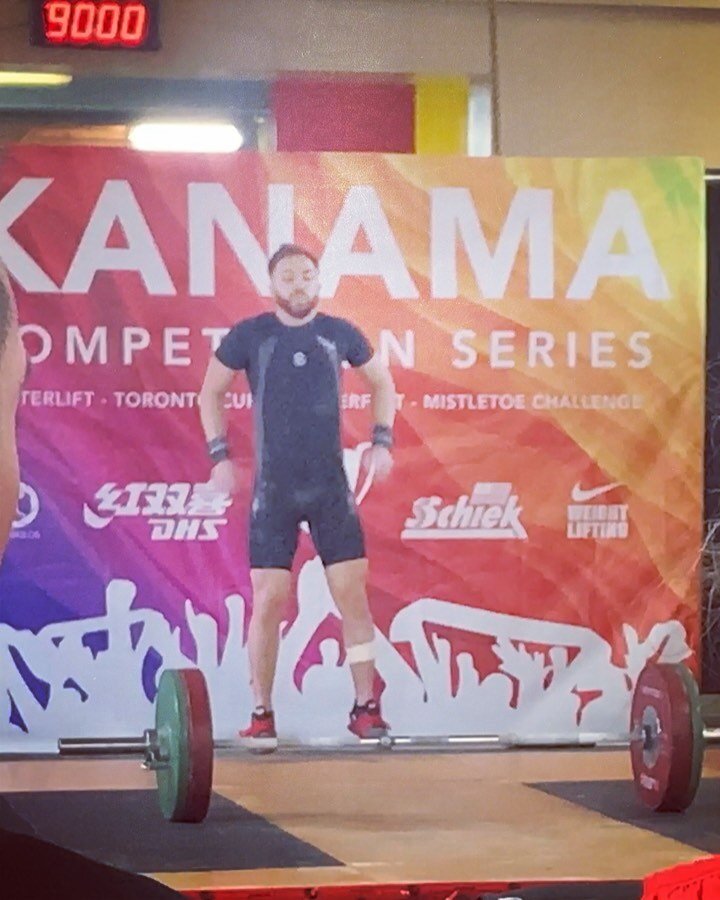 Competed at #winterlift this weekend and set a new snatch competition PR at 95KG and finally broke the mental barrier with 110KG in the clean and jerk. I jumped up 10KG from my last competition total finishing at 205KG. I was feeling so damn good tha