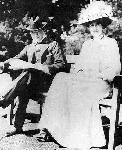 Winston Churchill (1874-1965) with fiancée Clementine Hozier (1885-1977) shortly before their marriage in 1908, Wikimedia Commons