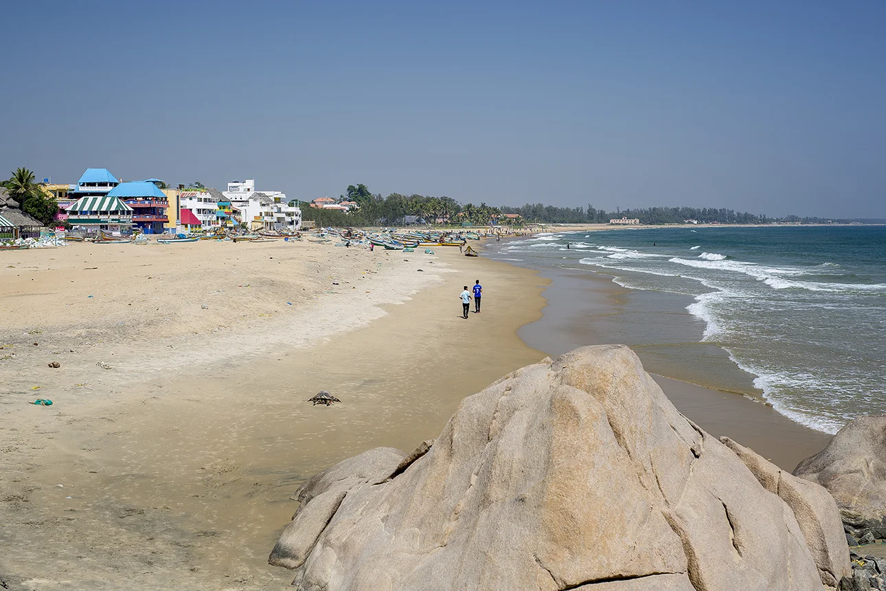 Mamallapuram_beach.jpg