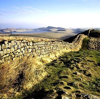 Follow in the footsteps of Romans with these walking routes, and see the best parts of Hadrian&rsquo;s Wall, in Northumberland. Visit Sycamore Gap and picture-perfect countryside, enjoy the views from the top of Steel Rigg and Housesteads. Take a hik