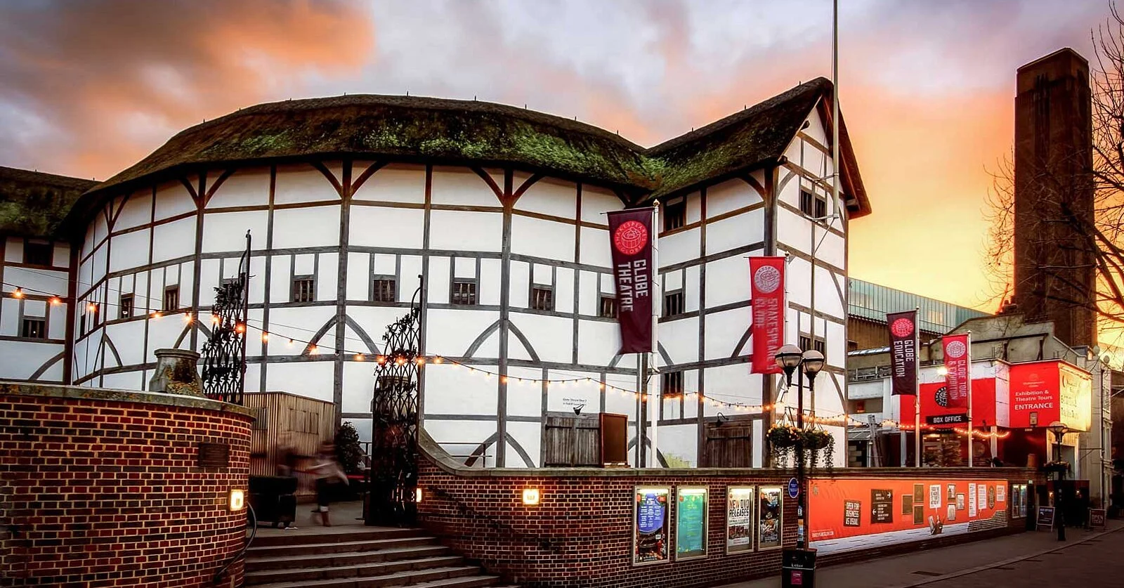 CULTURAL IMMERSION AT SHAKESPEARE’S GLOBE