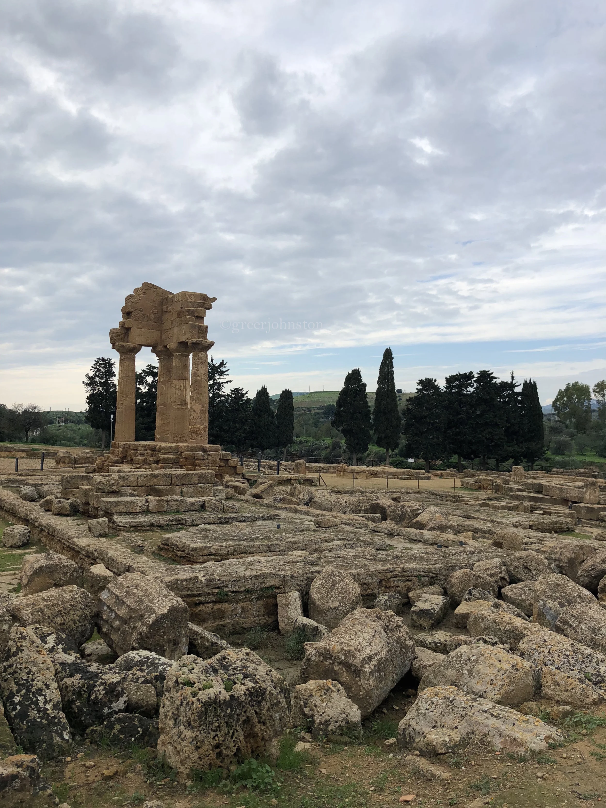 The remains of the Tempio dei Dioscuri