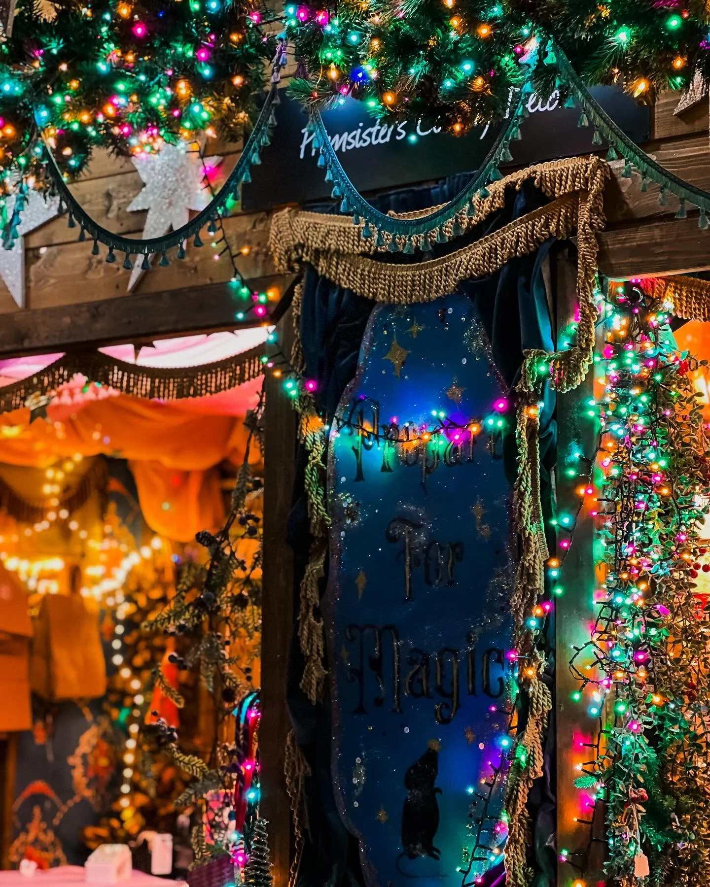 I can&rsquo;t believe set up day is Friday for @chatsworthofficial Christmas Market&hellip;where has the year gone!! 🎄✨ spent the day today sorting the stand layout and stock, it&rsquo;s almost there&hellip;✨