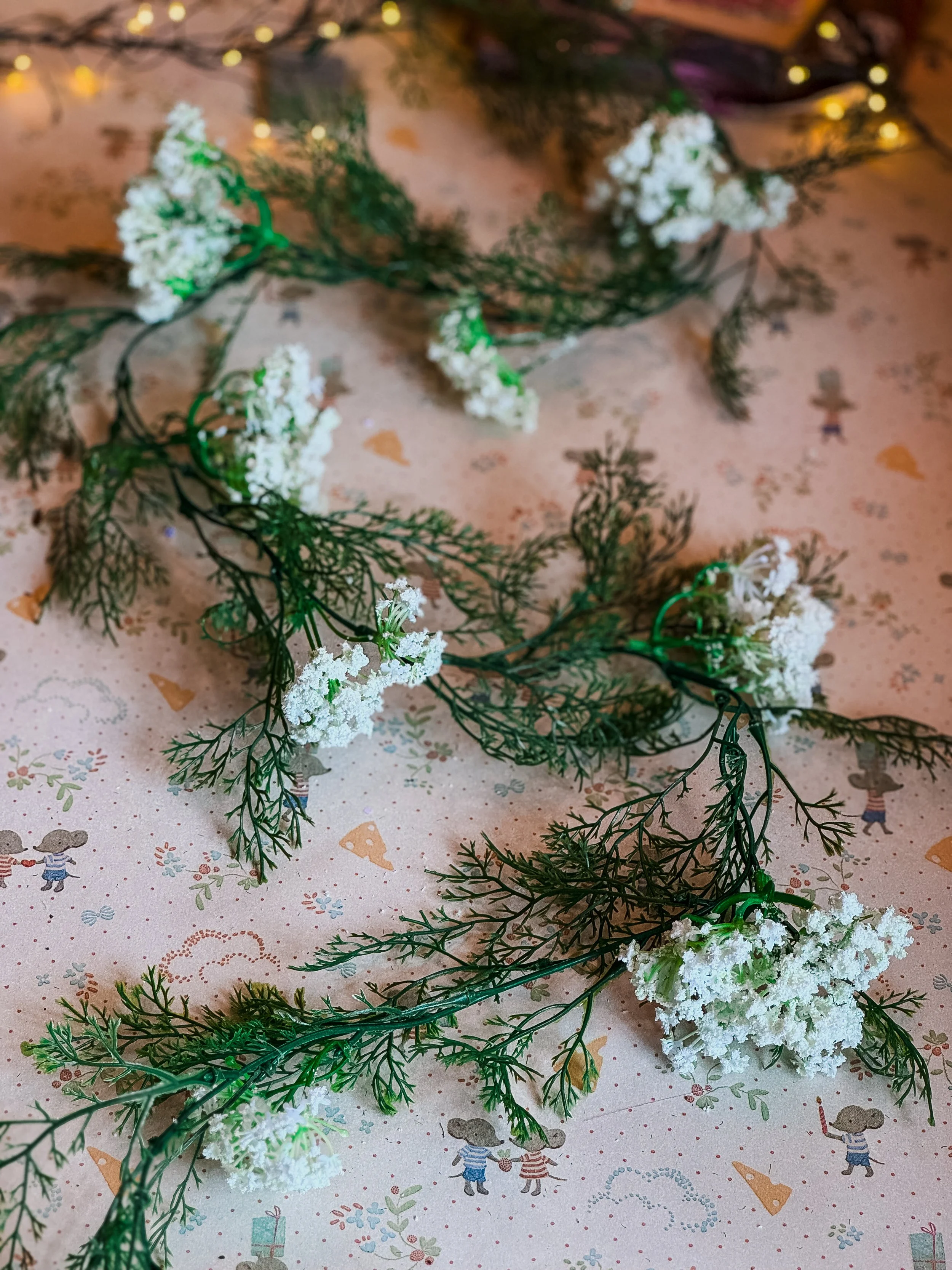 Cow Parsley Garland