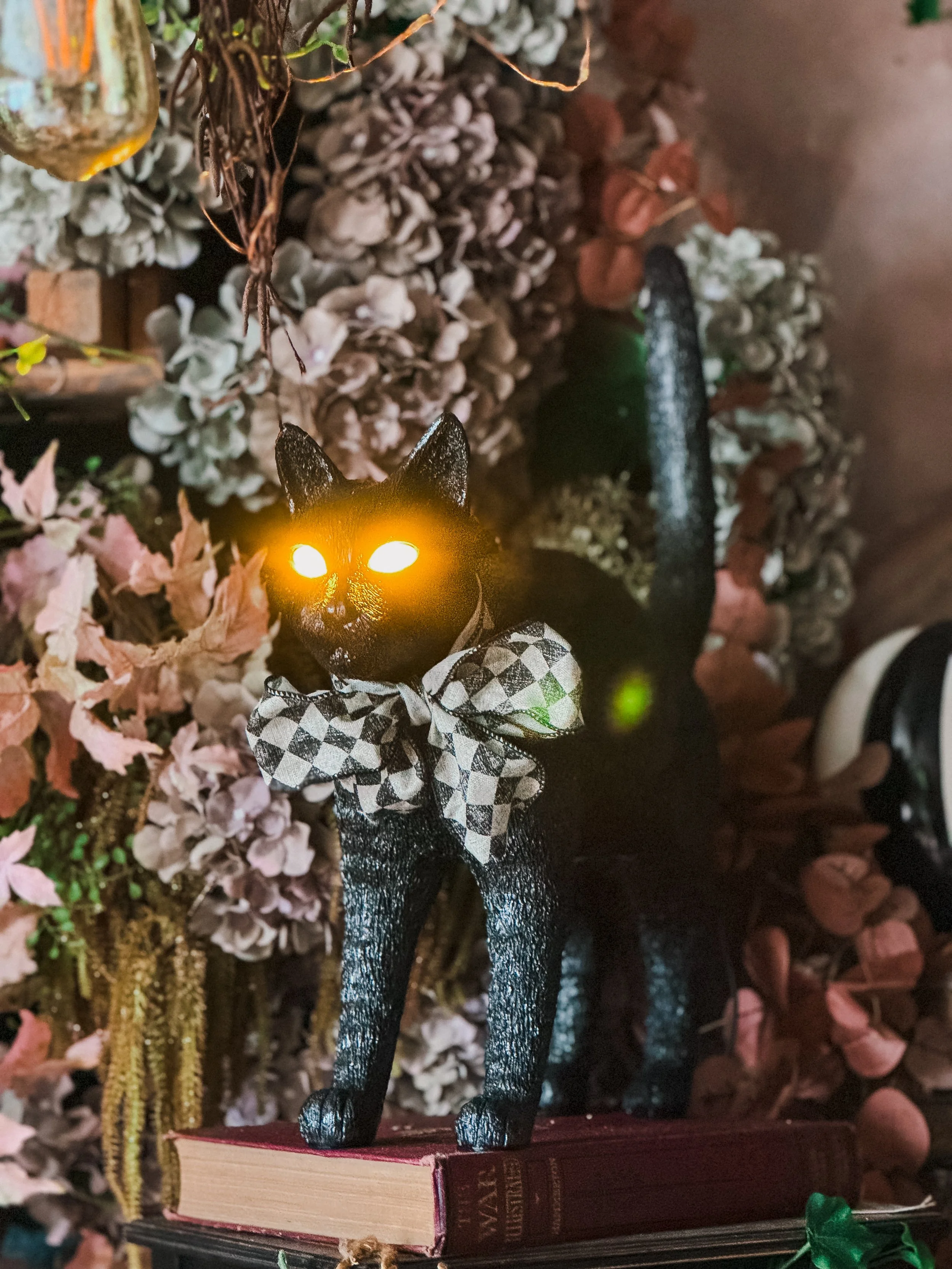 Jobby the Cat lamp by Seletti official uk stockist