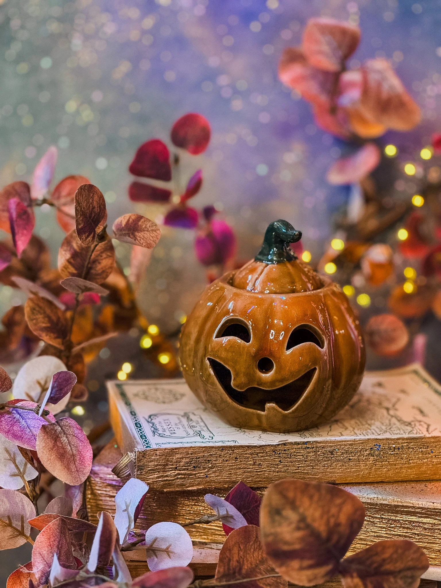 ceramic jack o lantern, halloween decor at Primsisters