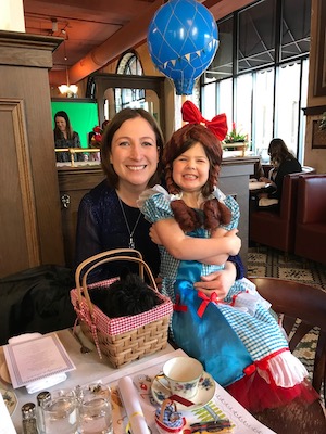 BloomBright Founder, Cara, and her daughter