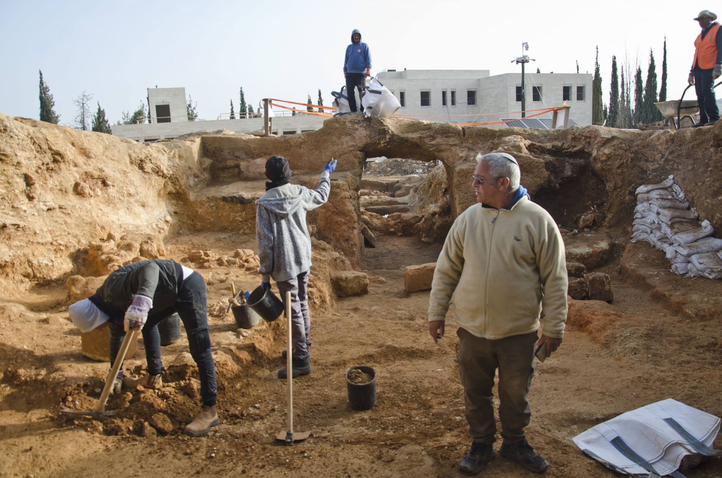 Extravagant burial estate from the Second Temple Period