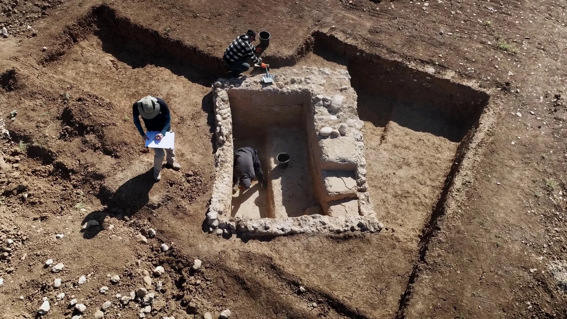 2000-year-old Jewish mikveh excavated at Kiryat Gat Israel