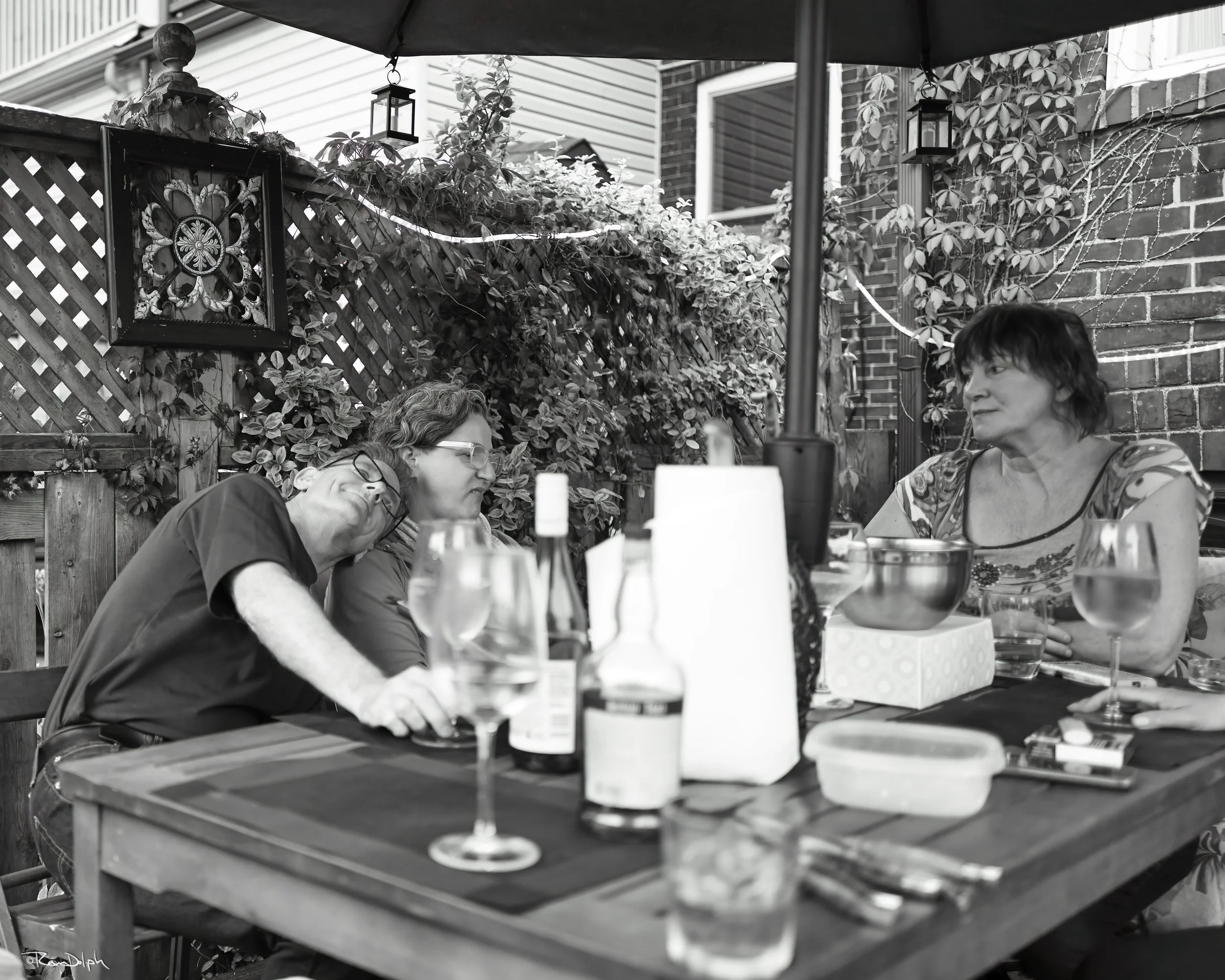 045_03618_L1000441_LEICA Q2 MONO_SUMMILUX 1-1.7-28 ASPH..jpg