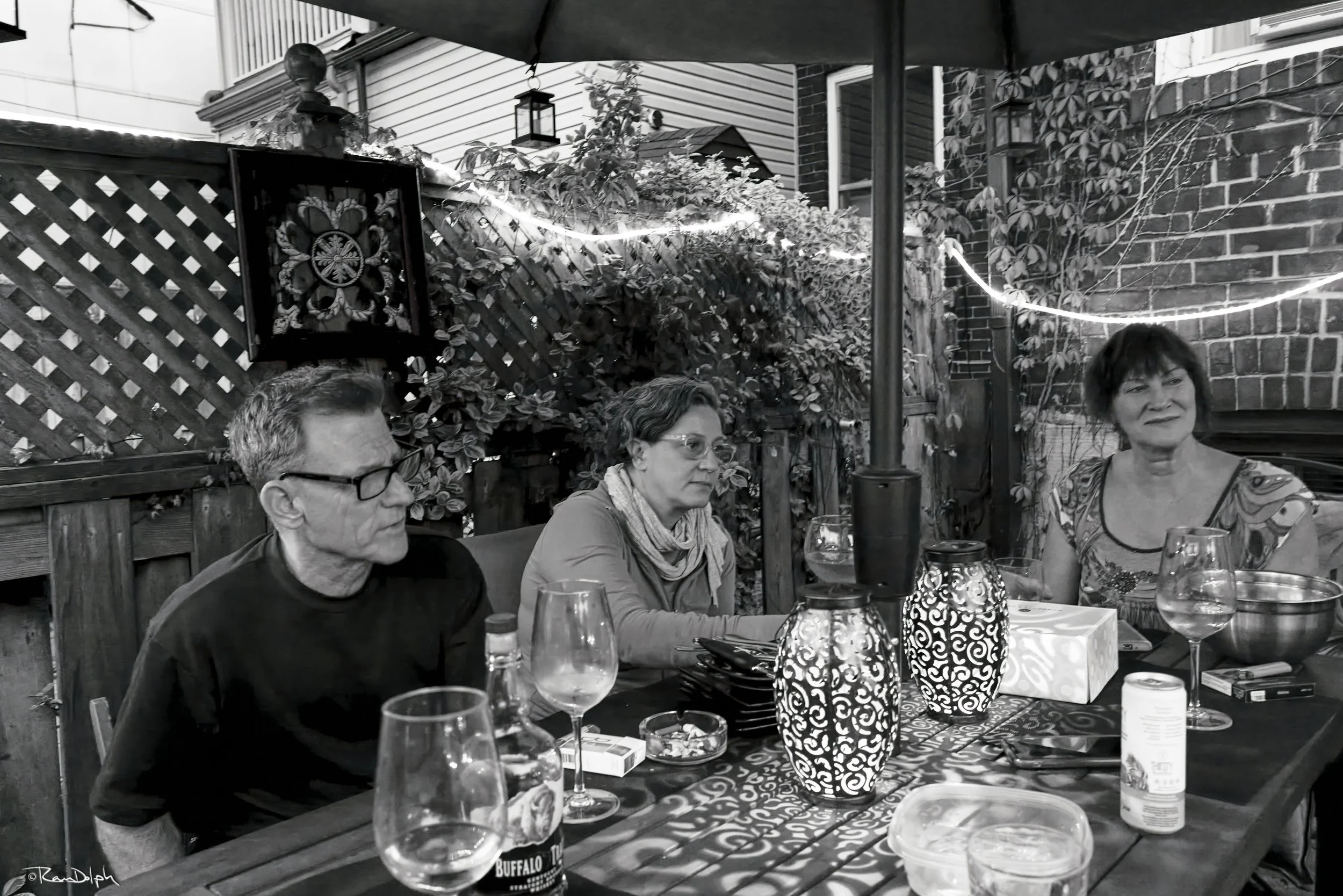 053_03723_L1000546_LEICA Q2 MONO_SUMMILUX 1-1.7-28 ASPH..jpg