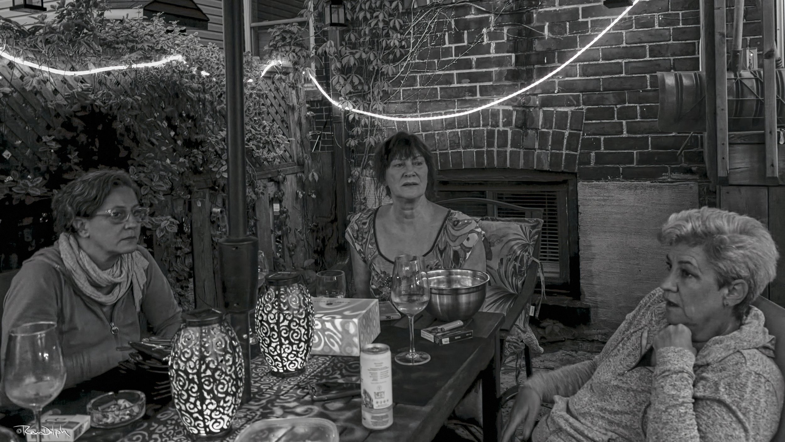 054_03725_L1000548_LEICA Q2 MONO_SUMMILUX 1-1.7-28 ASPH..jpg