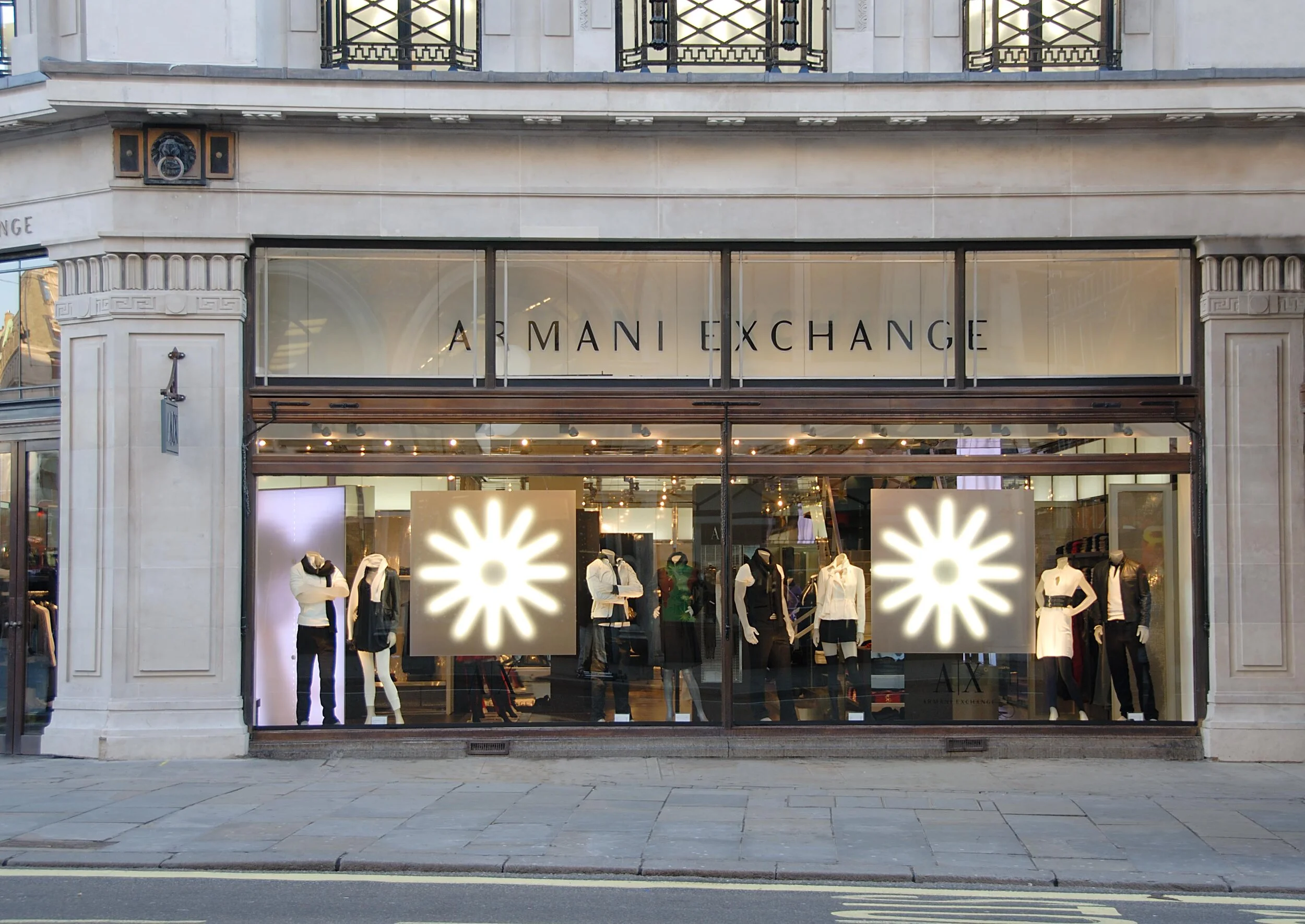 armani exchange downtown