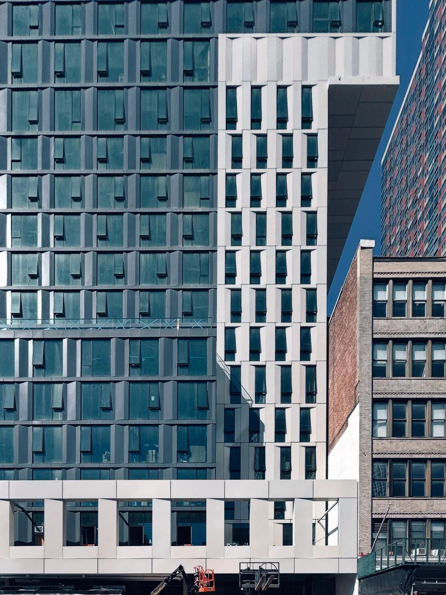 Detail of our #downtownbrooklyn #hightise with @archoutfit