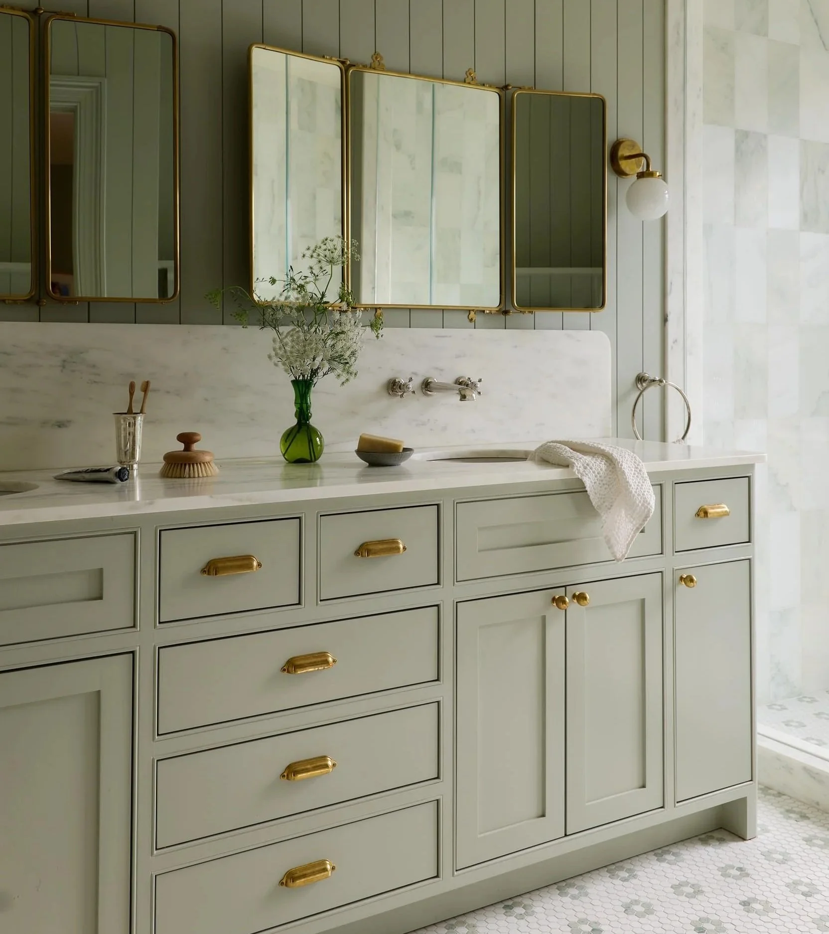 Willow Place cabinet