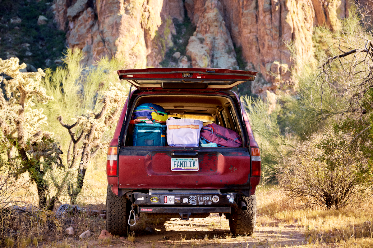 l-s26-az-roadtrip-camp-travelgear-group-0005.png