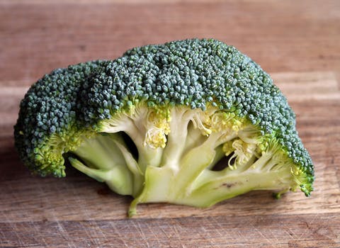 broccoli-vegetable-food-healthy-47347.jpg