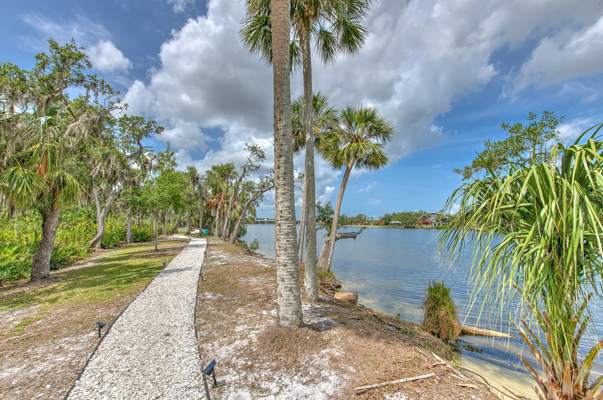 76-web-or-mls-Amenities Walkway-16.jpg