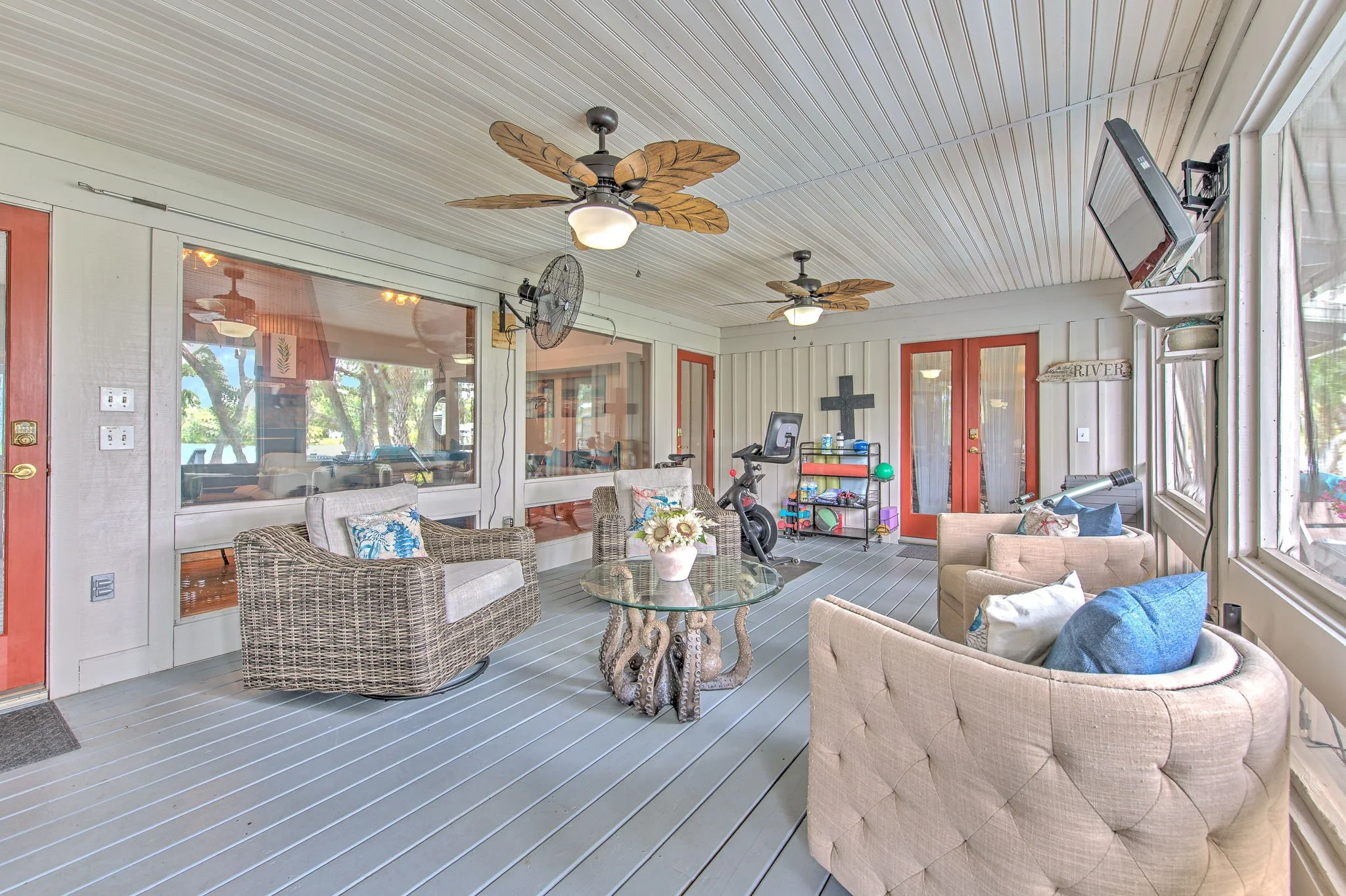 47-web-or-mls-Patio -3.jpg