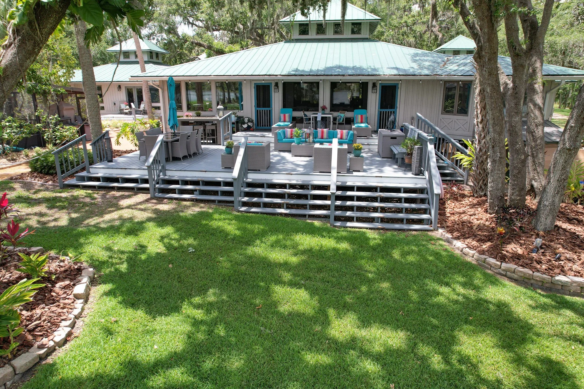 46-web-or-mls-Patio-1.jpg