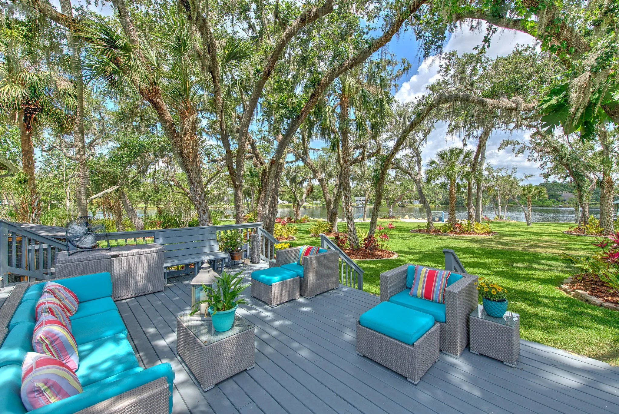 52-web-or-mls-Amenitiess Patio-3.jpg