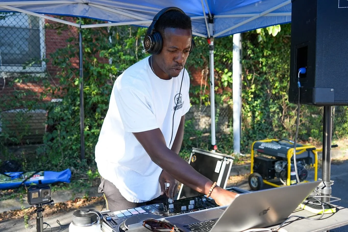 Big Love to ALL 13 DJs that brought the Vibes to our 800+ Runners and Walkers! Yall Really Showed out. 
🎶⚡️🎶⚡️🎶⚡️🎶
#traprunstl
