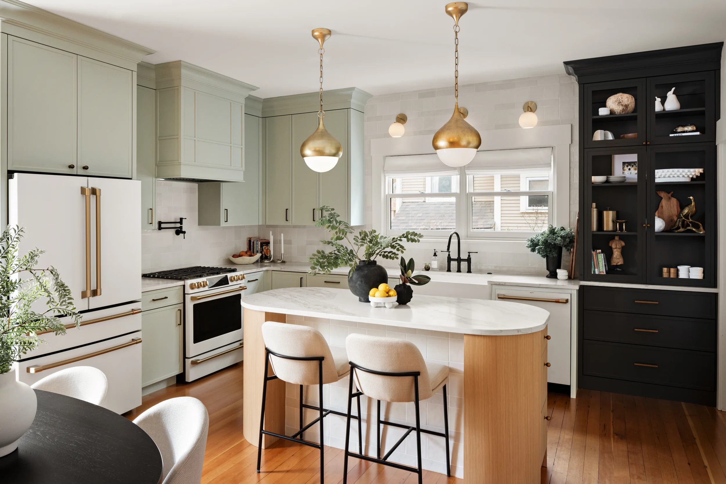 11.14.2025-Bang-Waverly-Kitchen-Perspective-Large (1).webp