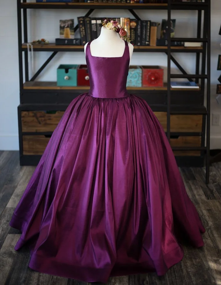 traveling dress 2.jpg