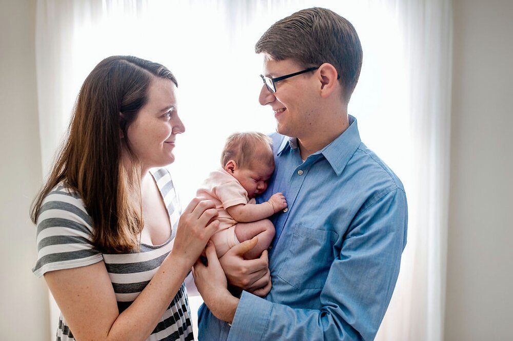 What-is-Newborn-Lifestyle-Shoot-Like-Indy-Family-Photo_0007.jpg